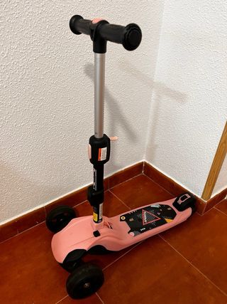 Patinete infantil 3 ruedas LED asiento