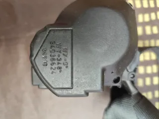 Cinturón Seguridad trasero derecho VW Polo 2010