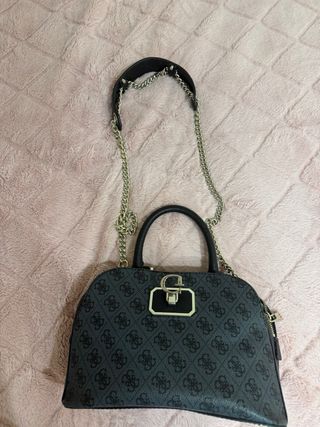 Bolso Guess Negro y Gris