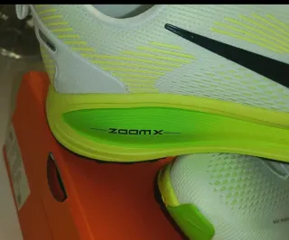Nike Air Zoom Vomero 18 Talla 43 A Estrenar
