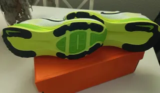 Nike Air Zoom Vomero 18 Talla 43 A Estrenar