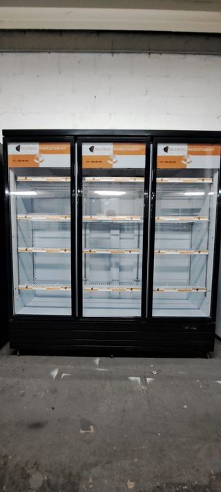 Nevera Expositora de Bebidas Nueva Garantia