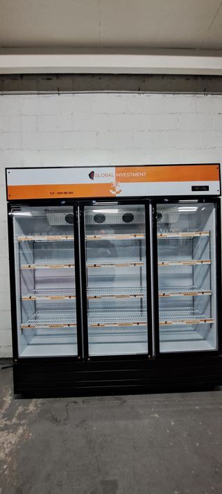 Nevera Expositora de Bebidas Nueva Garantia