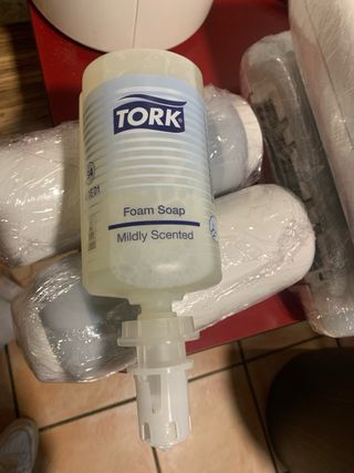 Dispensador de jabón Tork blanco y transparente