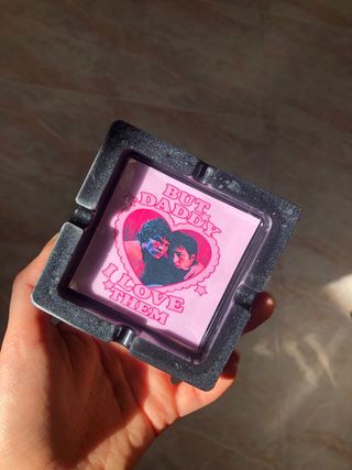 Portagioie posacenere Heated rivalry Hudson Connor