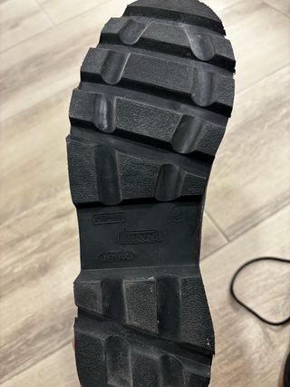 Botas de cuero negras