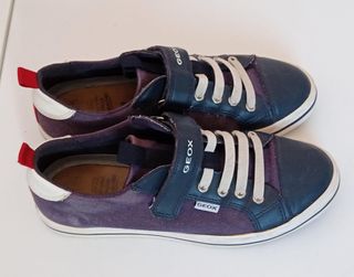 Zapatillas Geox Azul y Rojo
