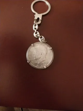 Llavero Plata Medio Dólar JFK