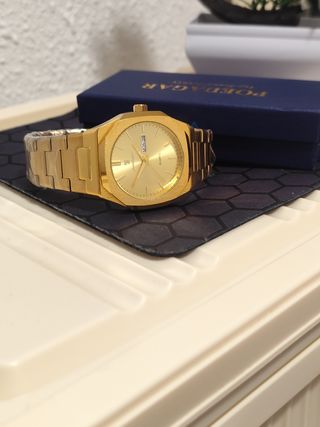 Reloj poedagar Hombre Dorado
