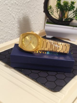 Reloj poedagar Hombre Dorado