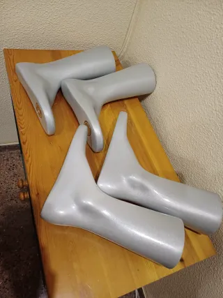 Expositores calcetines Puma hombre grises