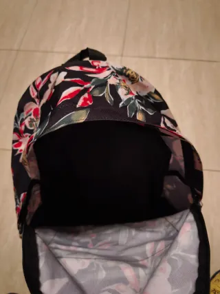 Mochila Roxy Floral Negra