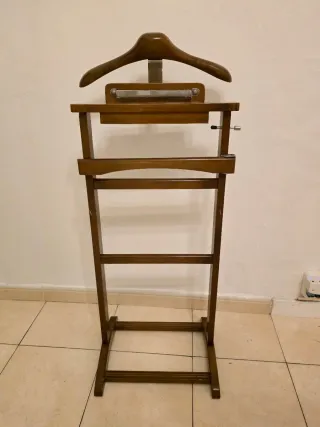 Perchero Galán de Noche Madera Roble