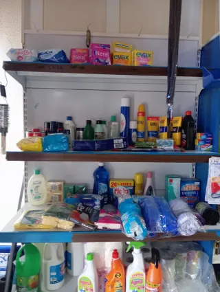 2 Estanterías de Aluminio