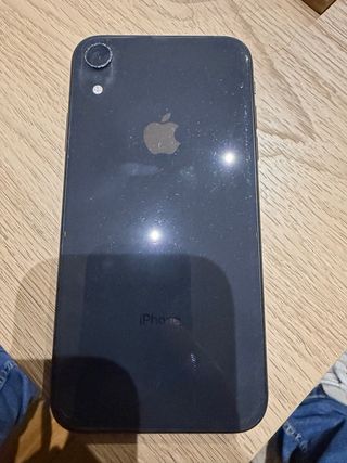 iPhone XR Nero 64GB, con segni d'uso