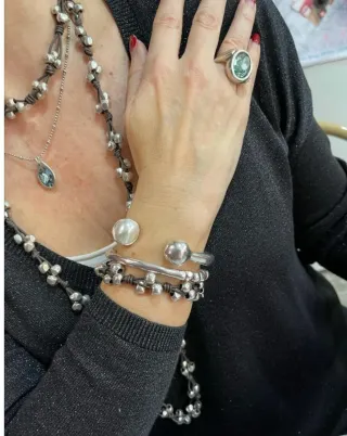 Collar Uno de 50 Plata y Marrón