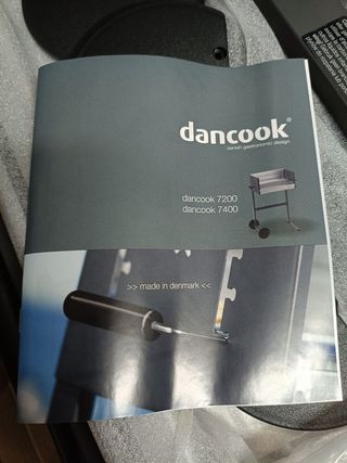 Barbacoa de carbón Dancook 7200