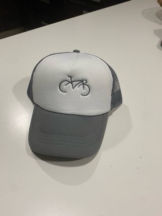 Gorra de béisbol con diseño de bicicleta