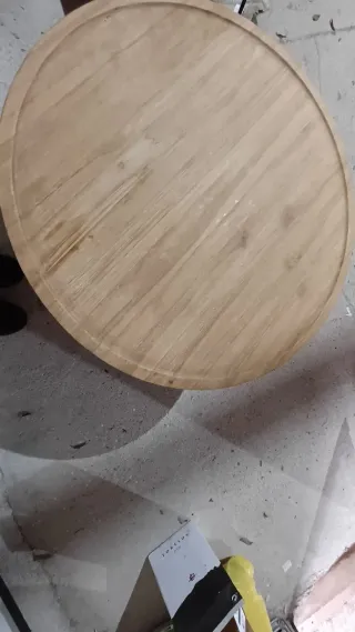 Mesa redonda de madera pie metálico de 80 cm diám