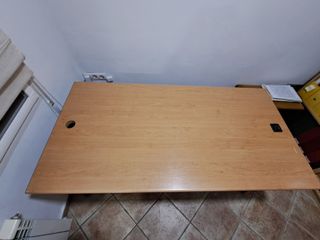 Mesa estudio/despacho 160: ancho, 80: fondo, 72: a