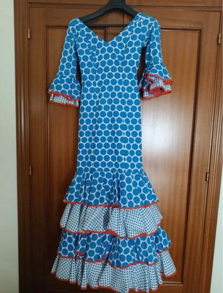 Traje de flamenca en perfecto estado