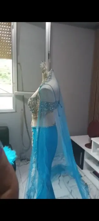 Vestido de Novia Azul con Dorado