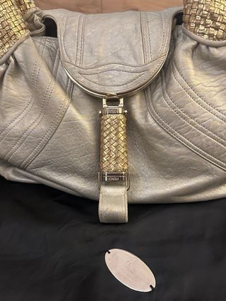 Fendi Spy Bag Beige y Dorado