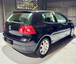 VOLKSWAGEN Golf 1.6 FSI Highline 115cv