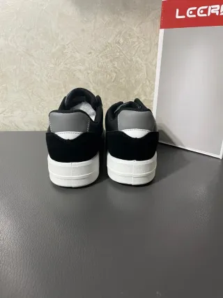 Sneakers Leerd uomo nere taglia 41 nuove