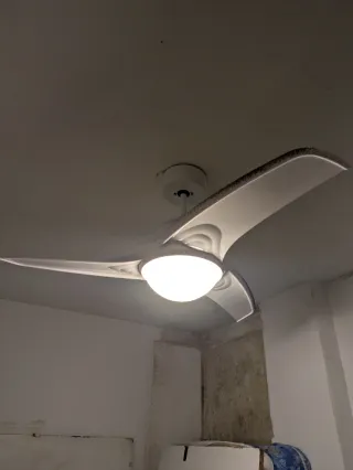 Lámpara Ventilador Blanco