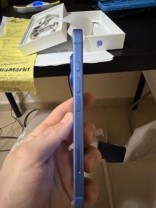 iPhone 16 128GB Azul