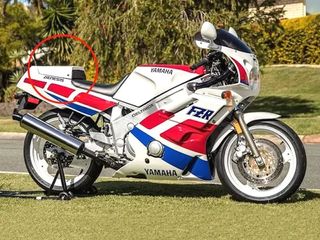 Tapa Colin Tampa Yamaha FZR 600 (89-93)