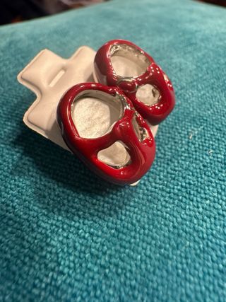 Pendientes fantasía rojos y plateados