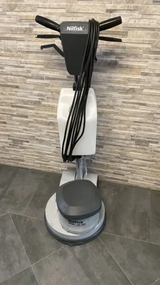 Nilfisk Máquina Rotativa Profesional