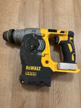 Taladro percutor DeWalt DCH 273 18V