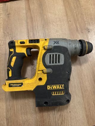 Taladro percutor DeWalt DCH 273 18V
