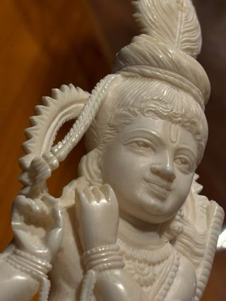 Figura de hueso tallado estilo Tailandés