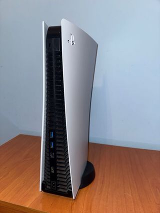 PlayStation 5 + Mando