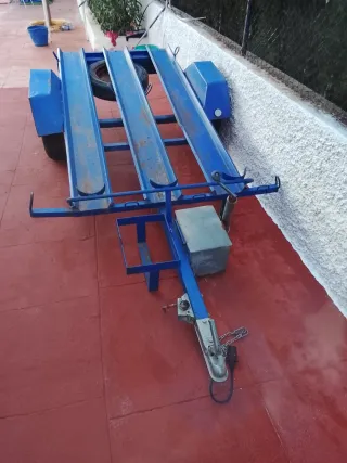 Remolque para motos azul