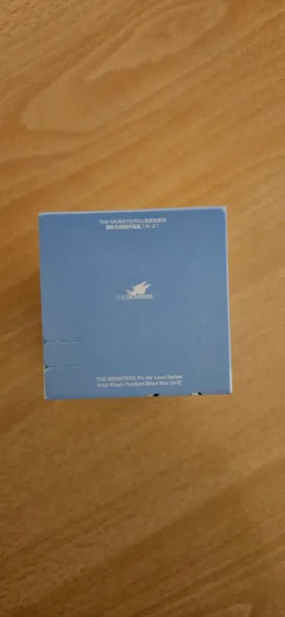 POPMART Labubu Portachiavi Pin for love nuevo