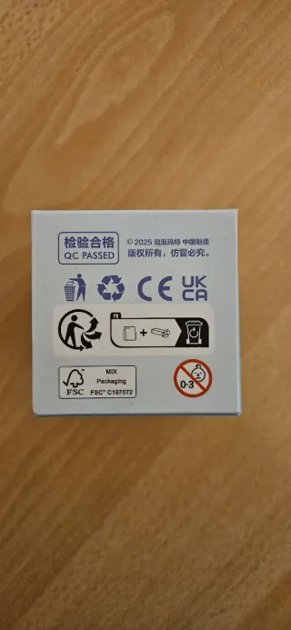 POPMART Labubu Portachiavi Pin for love nuevo