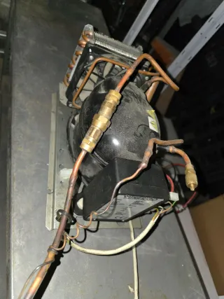 Nevera Vitrifrigo SLIM150