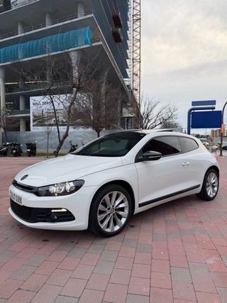 VOLKSWAGEN SCIROCCO 1.4 TSI DSG7 – TODO HECHO