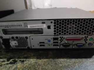 PC Desktop Lenovo IBM Nero