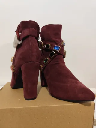 Botines joya granate