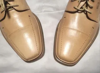 Zapatos de vestir beige Fluchos