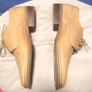 Zapatos de vestir beige Fluchos