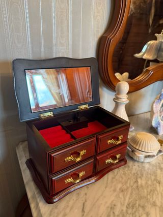 2 Joyeros de madera con espejo y cajones