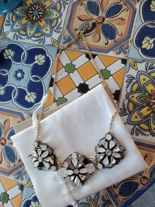 Collana oro con pietre multicolor