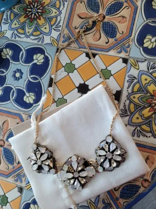 Collana oro con pietre multicolor